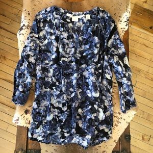 🚨 SALE 🚨 Max Studio floral silk top